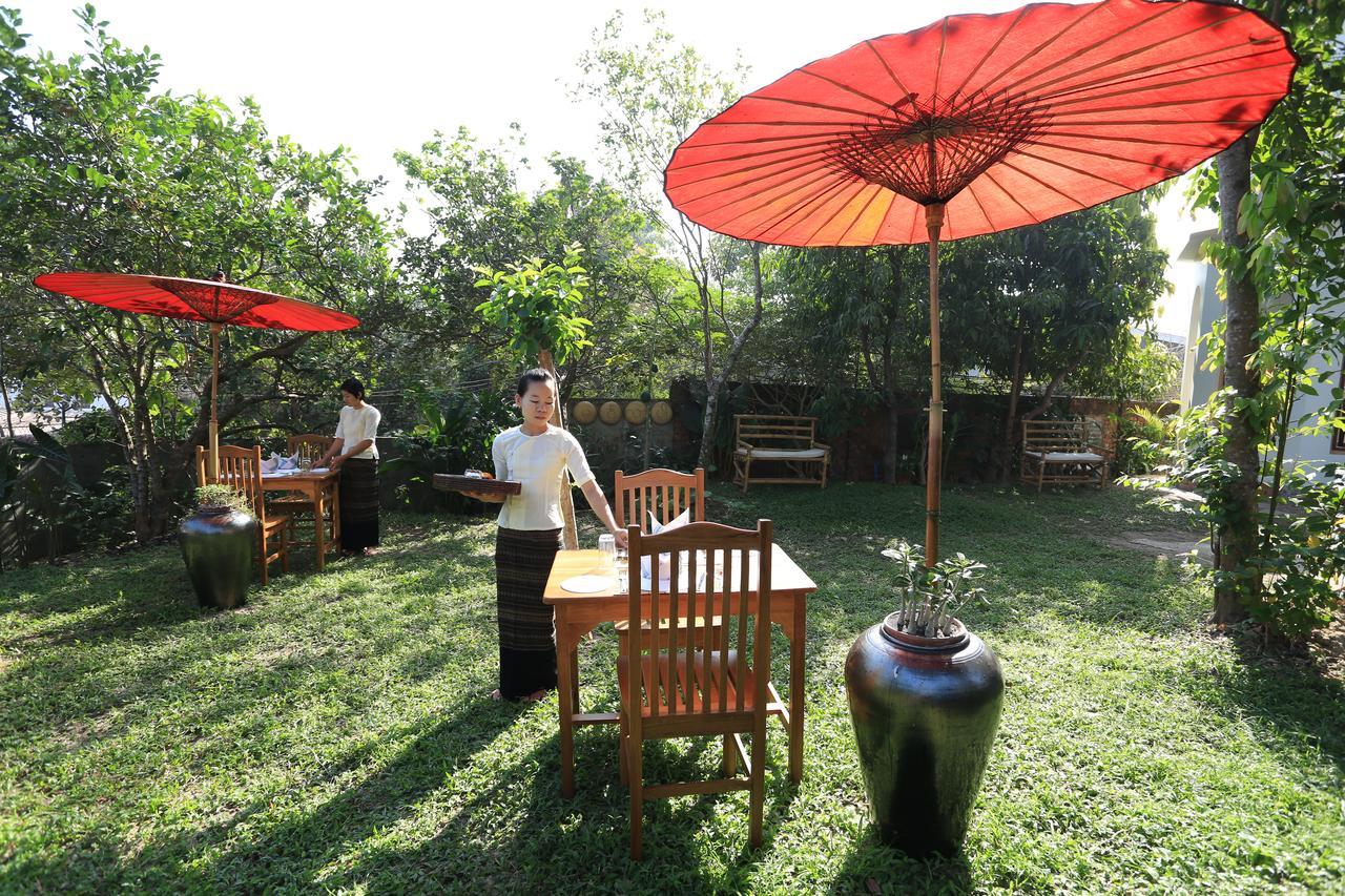 Mango Hill Inn Yangon Exteriör bild